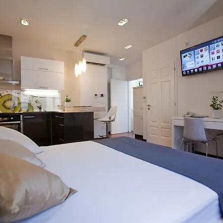 アパート Speruna Luxury *