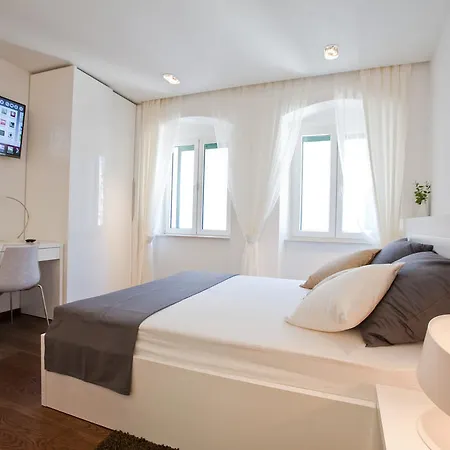 Speruna Luxury